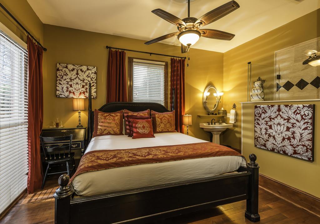 Carriage Way Inn Bed & Breakfast Adults Only - 21 Years Old And Up St. Augustine Pokój zdjęcie